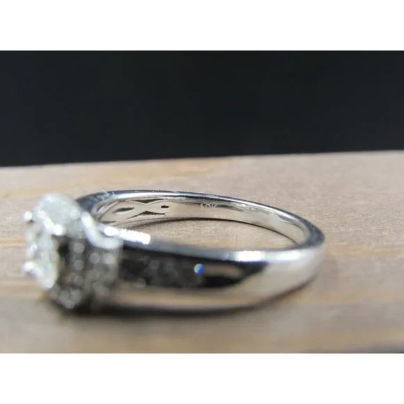 Size 7 10K White Gold 2.2 Total Carat Weight Of Natural Diamonds Band Ring - Picture 7 of 10